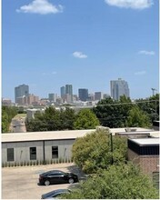 2712 Wingate St in Fort Worth, TX - Foto de edificio - Building Photo