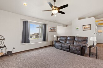 3012 Allison Ln in Rapid City, SD - Foto de edificio - Building Photo