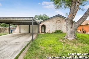 5003 Starfire St in San Antonio, TX - Building Photo