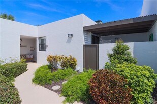 716 Bayport Way, Unit 716 in Longboat Key, FL - Building Photo