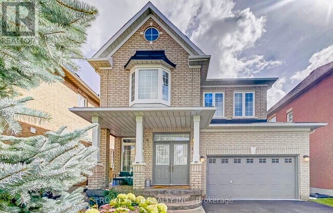 property at 119 Huntingfield St