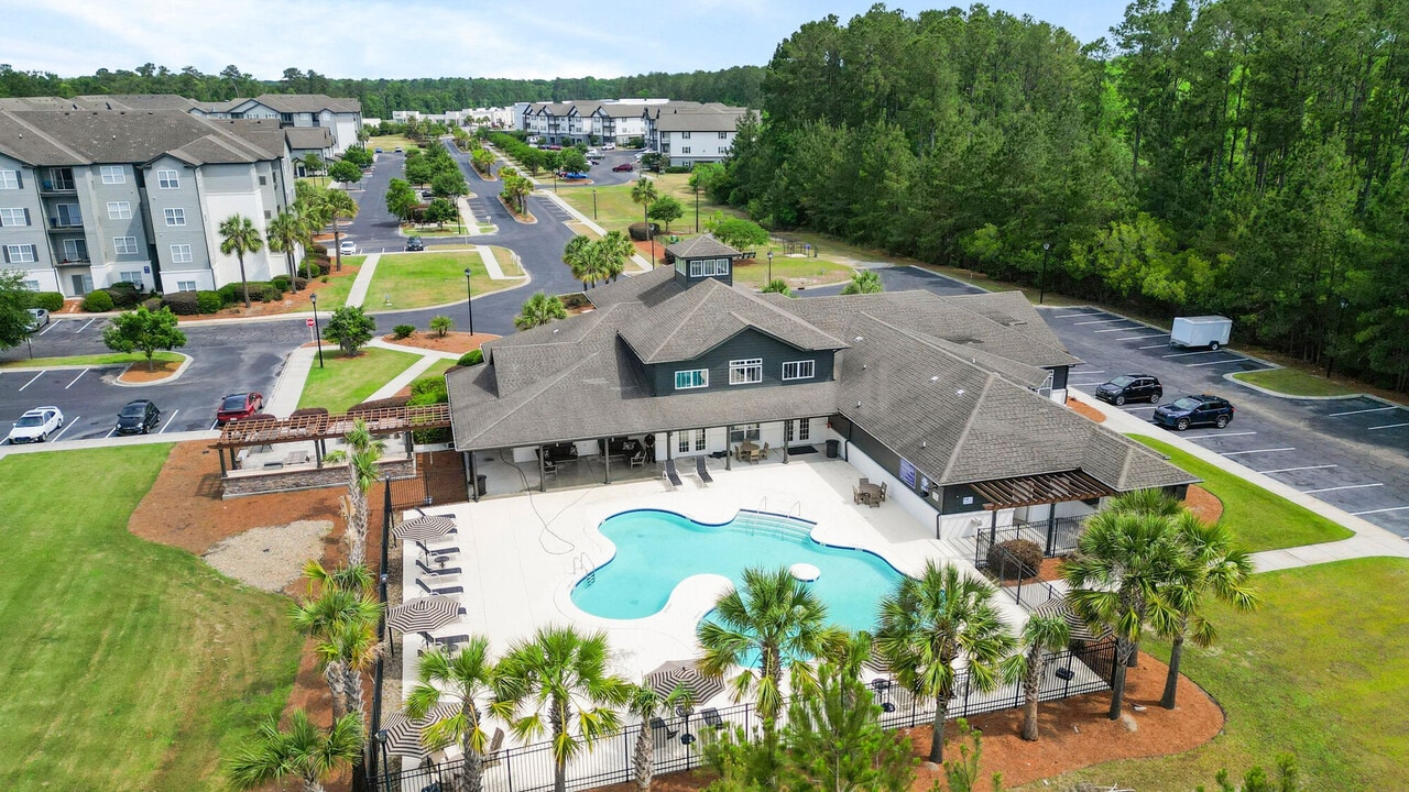 Village at Rice Hope in Port Wentworth, GA - Foto de edificio