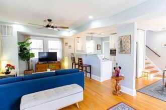 1130 45th Pl SE in Washington, DC - Building Photo - Building Photo