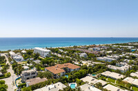 Bella Vista in Delray Beach, FL - Building Photo - Building Photo