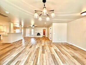 3408 Oak Grove Dr in Midwest City, OK - Building Photo - Building Photo