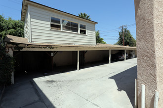 331 N Hayworth Ave in Los Angeles, CA - Foto de edificio - Building Photo