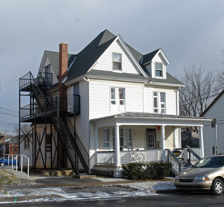 119 N Barnard St in State College, PA - Foto de edificio