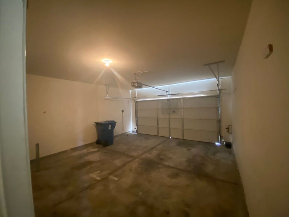 4972 Droubay Dr in Las Vegas, NV - Building Photo
