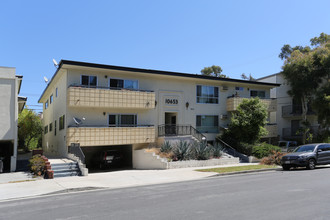 10653 Holman Ave in Los Angeles, CA - Building Photo - Primary Photo