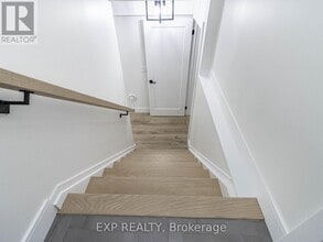 3278 Trevor Ct in Mississauga, ON - Building Photo - Building Photo