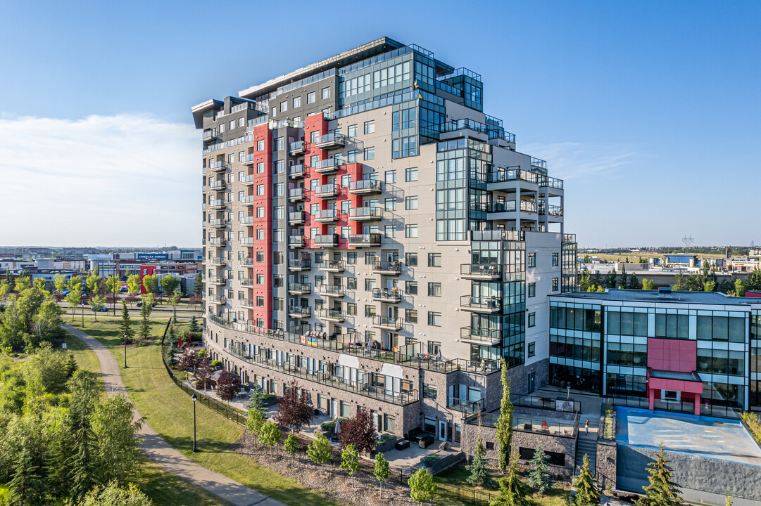 The Signature Condos in Edmonton, AB - Building Photo