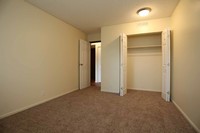 Bedroom - Parkside Apartamentos in Denver, Colorado