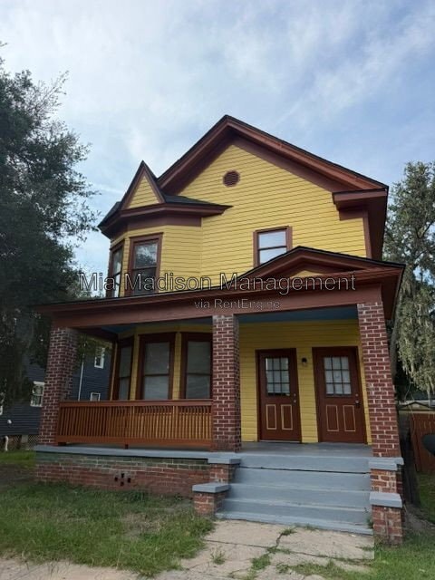property at 513 W 35th St