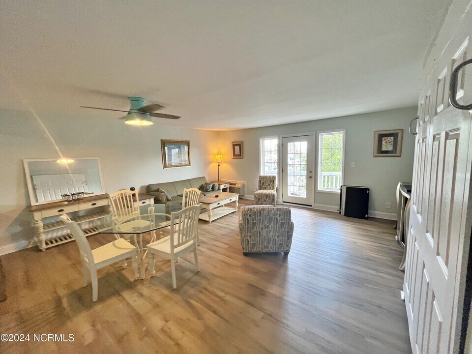117 Dock Side Dr in New Bern, NC - Building Photo