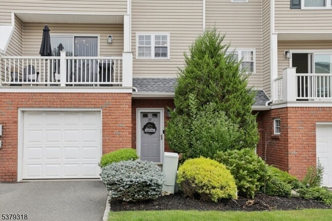 property at 28 Castle Dr