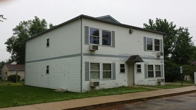 101-103 Kimball St in Tampico, IL - Building Photo - Building Photo