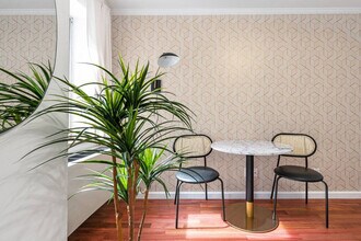 209 W 20th St, Unit ID1013663P in New York, NY - Building Photo - Building Photo