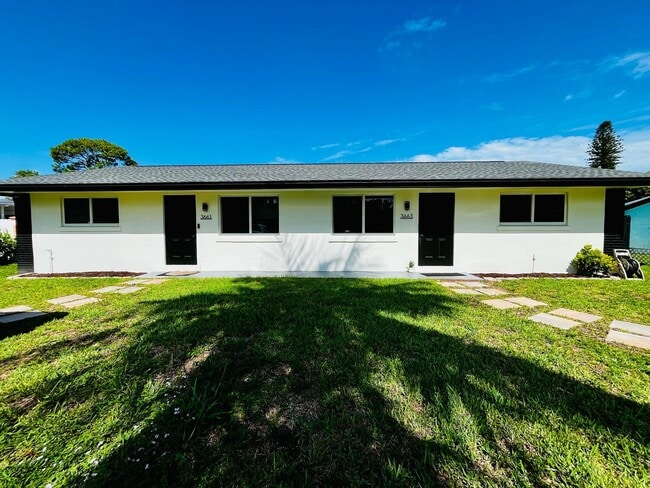 property at 3663 Laurette Ln