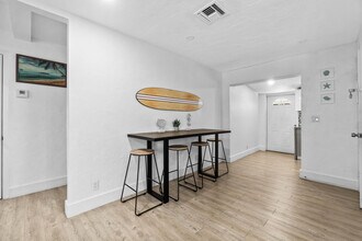 814 Franklin Rd in West Palm Beach, FL - Building Photo - Building Photo
