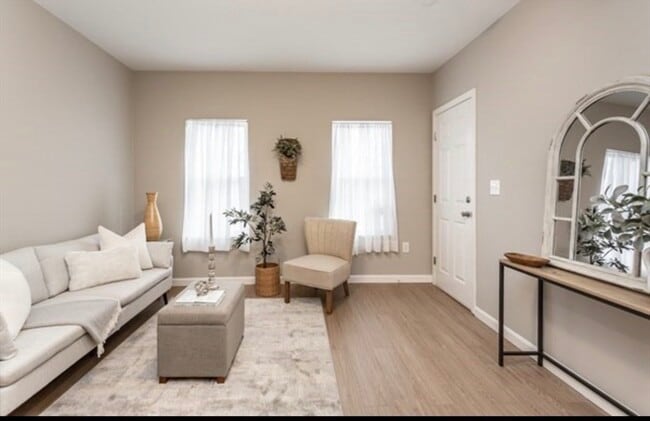 property at 31 Hicks St