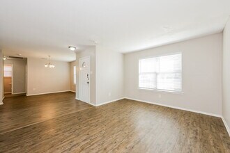 2133 Pecan Creek Dr in Mesquite, TX - Building Photo - Building Photo