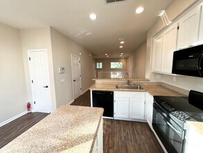 350 Wood St in Livermore, CA - Building Photo - Building Photo