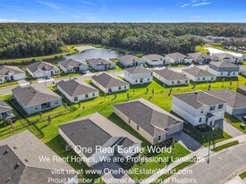 5151 Bridgehaven Rd in Davenport, FL - Building Photo