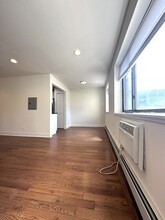 6953 N Sheridan Rd, Unit 416 in Chicago, IL - Building Photo - Building Photo