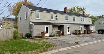 20 Windwood Courts in Cheektowaga, NY - Building Photo