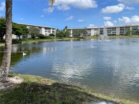 1904 Bermuda Cir in Coconut Creek, FL - Building Photo
