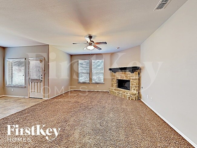 1724 Henderson Dr in Argyle, TX - Building Photo - Building Photo