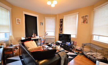 319 Allston St, Unit 4 in Boston, MA - Building Photo - Building Photo