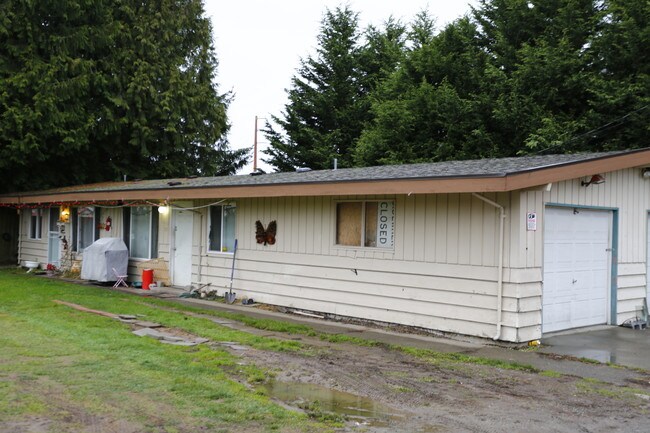 28815 17th Pl S in Federal Way, WA - Foto de edificio - Building Photo
