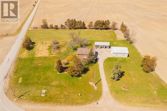 5726 Lakeshore Rd in Lambton Shores, ON - Building Photo - Building Photo