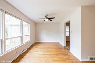 1782 Richfield Ave in Highland Park, IL - Building Photo - Building Photo