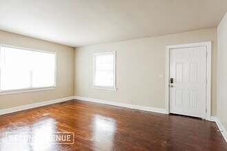 4733 Court S in Birmingham, AL - Foto de edificio - Building Photo