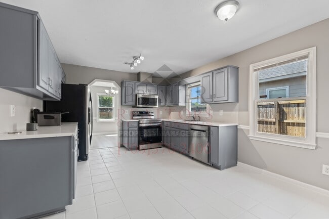 3420 Flintlock Dr in Columbus, GA - Building Photo - Building Photo