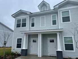 358 Date Palm Ln in Freeport, FL - Building Photo