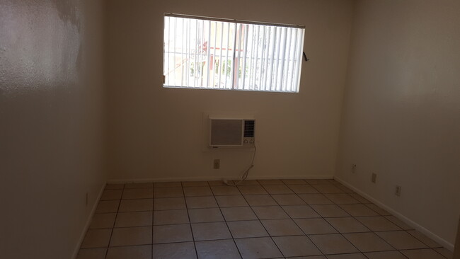 840 King Richard Ave, Unit # 1 in Las Vegas, NV - Building Photo - Building Photo