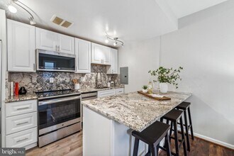 1421 Columbia Rd NW in Washington, DC - Building Photo - Building Photo