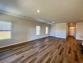 160 High Leaf Dr in Harvest, AL - Foto de edificio - Building Photo