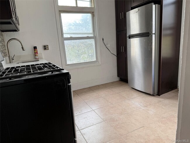 87-18 95th St in Queens, NY - Building Photo - Building Photo