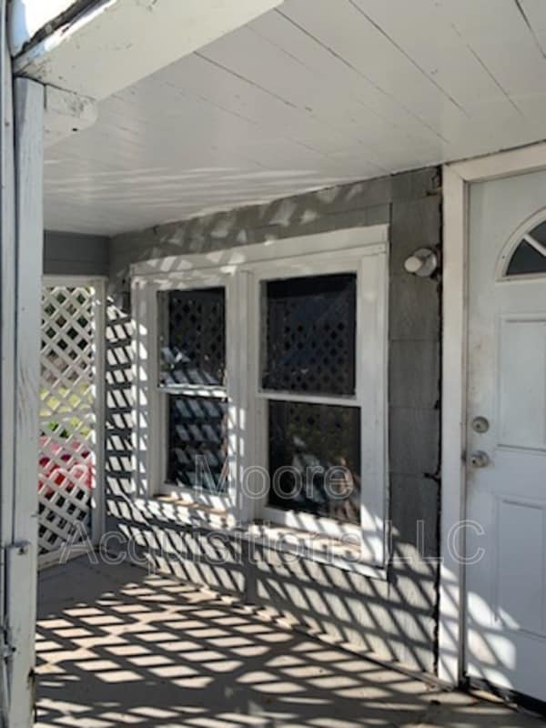 1809 Nowlin St in Longview, TX - Building Photo - Building Photo