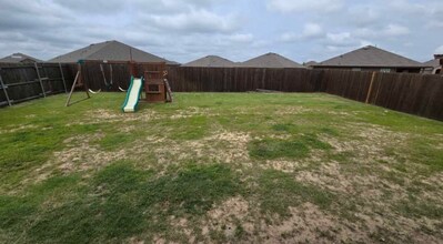 713 Meadow Creek Ln in Royse City, TX - Building Photo - Building Photo