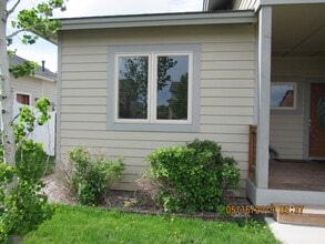 1033 E 19th St in Rifle, CO - Building Photo - Building Photo