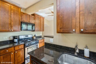 56 Forest Ave in Riverside, IL - Building Photo - Building Photo