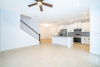 7039 Nemours Pkwy in Orlando, FL - Building Photo - Building Photo
