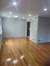 22 E 18th St in Bayonne, NJ - Building Photo - Building Photo