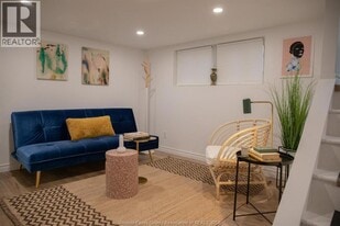 758 Pierre Ave in Windsor, ON - Building Photo