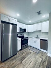 2210 Marilyn Ln in Ft. Myers, FL - Building Photo - Building Photo
